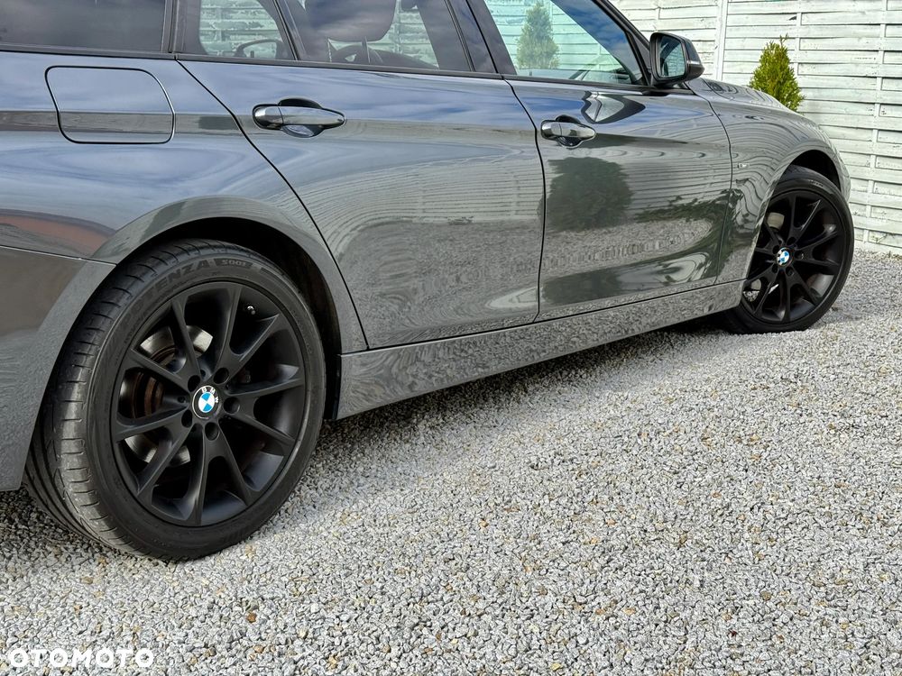 BMW Seria 3 - 28