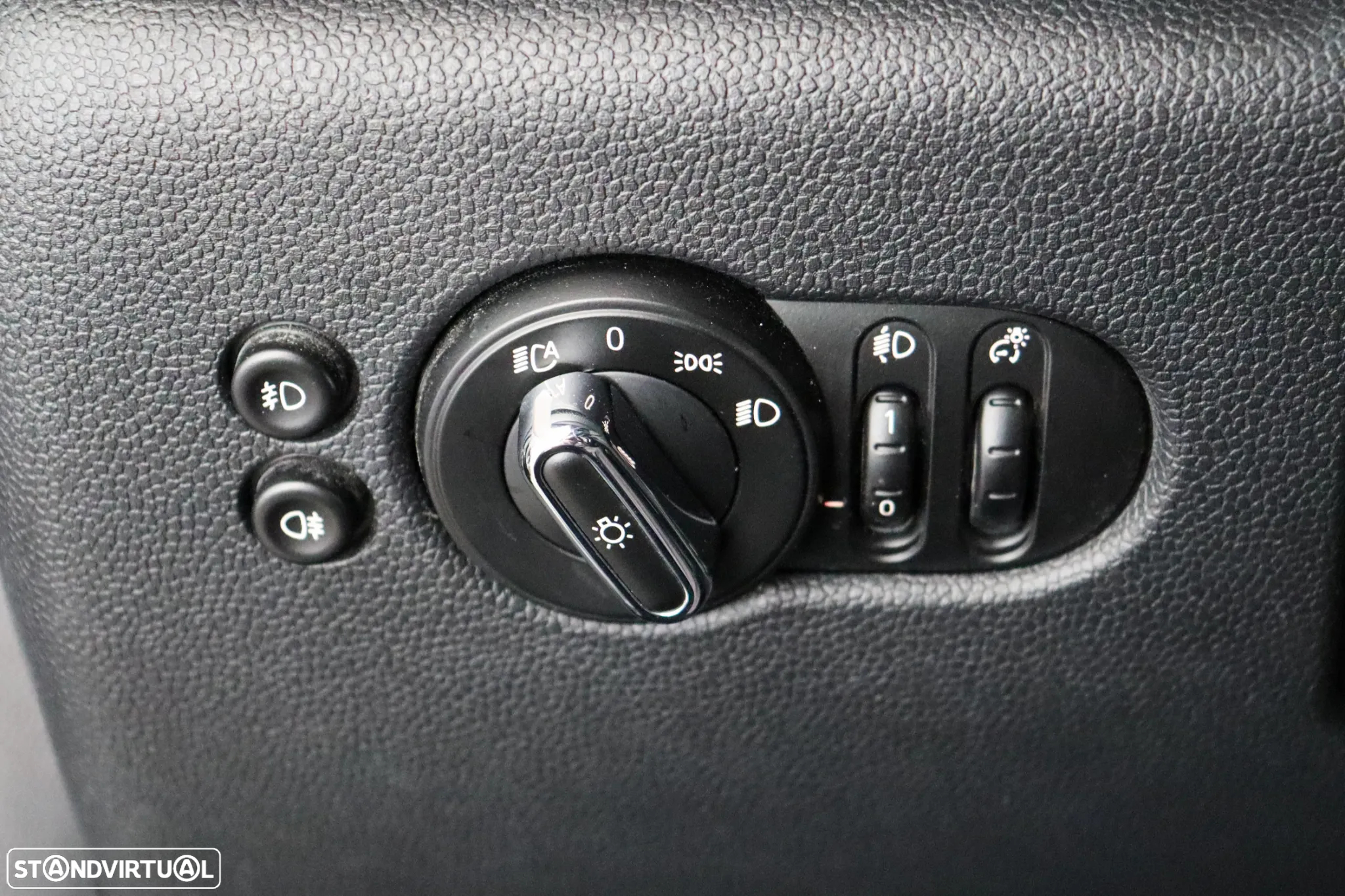 MINI 5 Portas One - 27