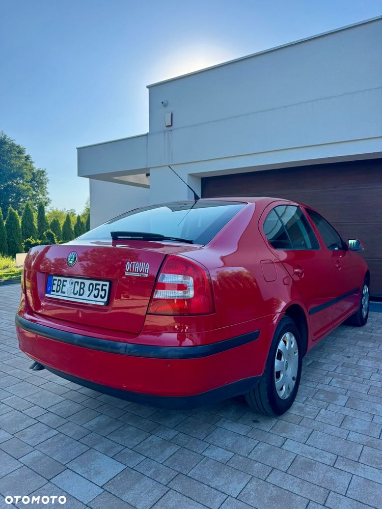 Skoda Octavia 1.9 TDI DPF DSG Elegance - 9