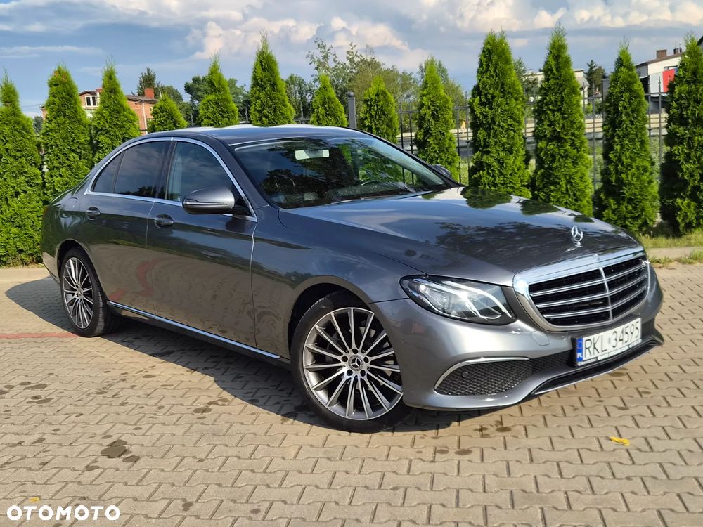 Mercedes-Benz Klasa E 220 d 9G-TRONIC - 37