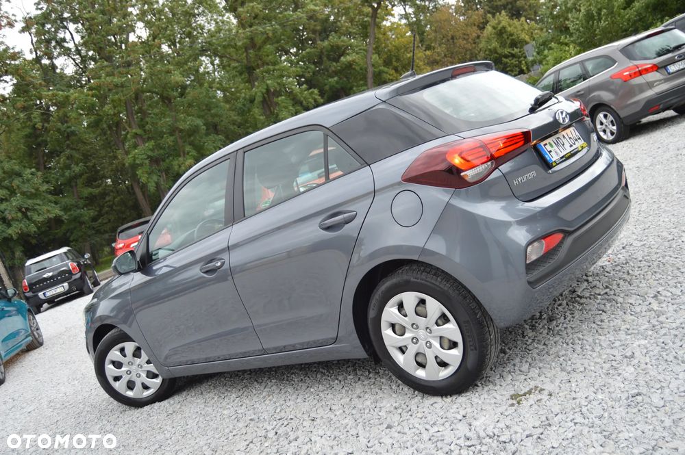 Hyundai i20 blue 1.2 Classic - 17