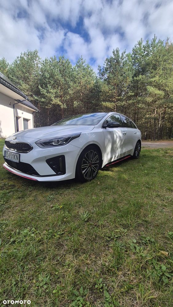 Kia ProCeed 1.6 T-GDI GT DCT - 4