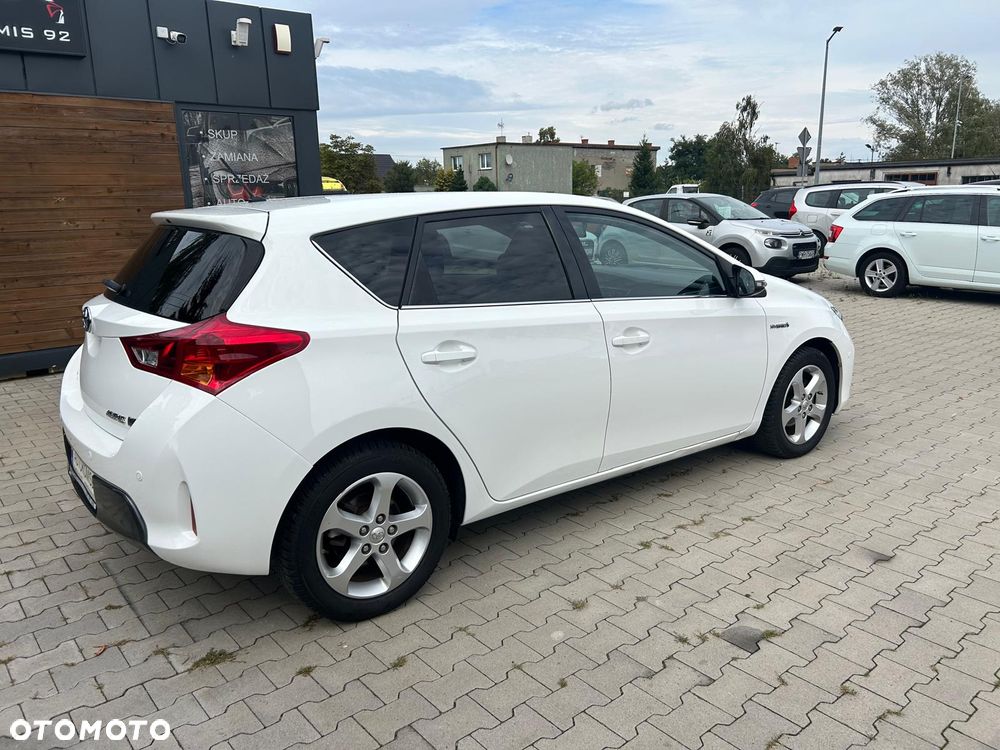 Toyota Auris - 5