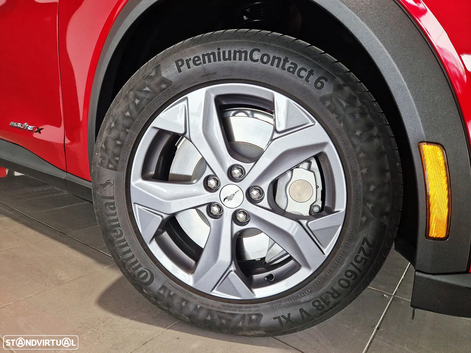 Ford Mustang Mach-E Premium - 3