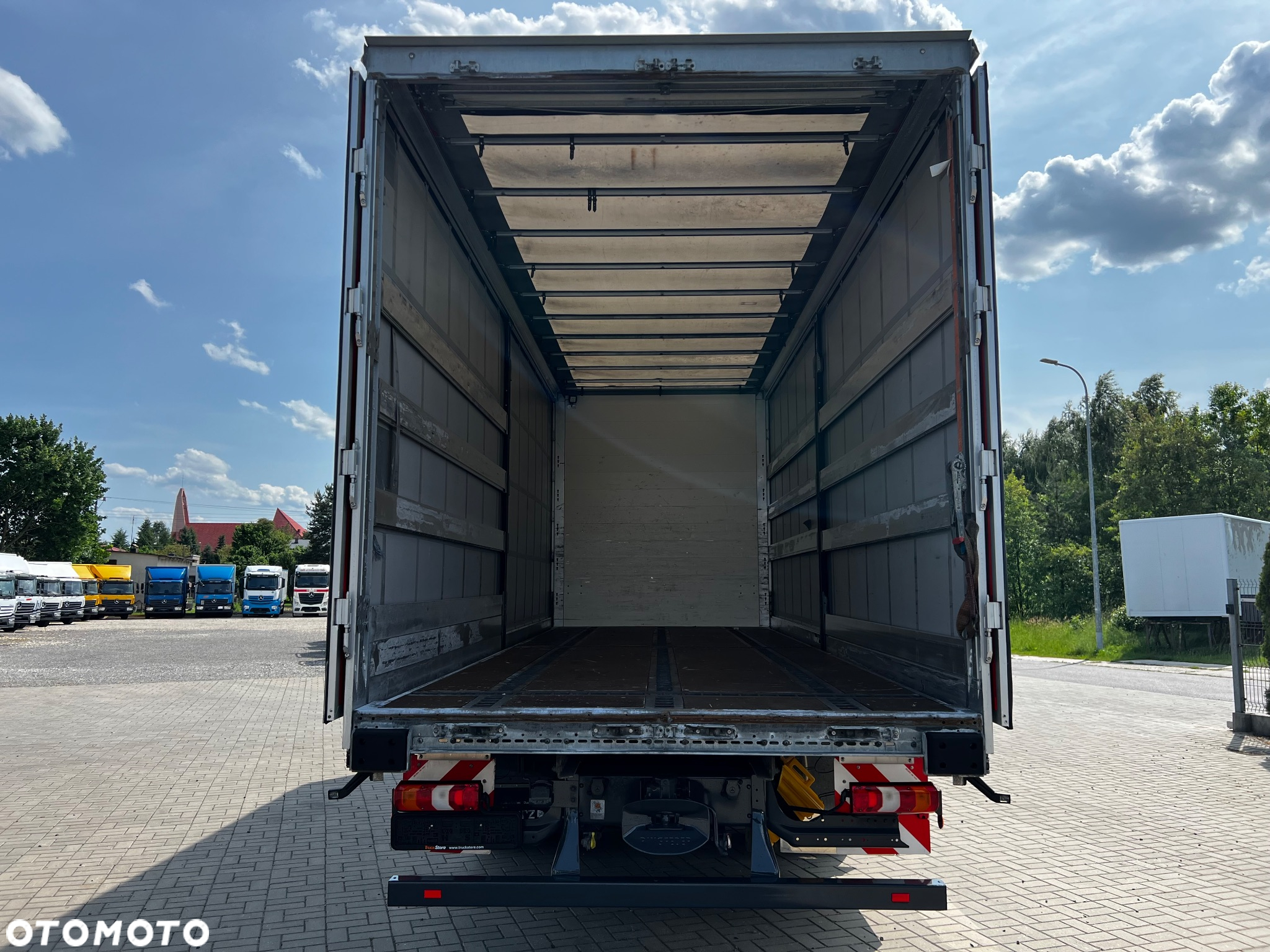 Mercedes-Benz ATEGO - 19