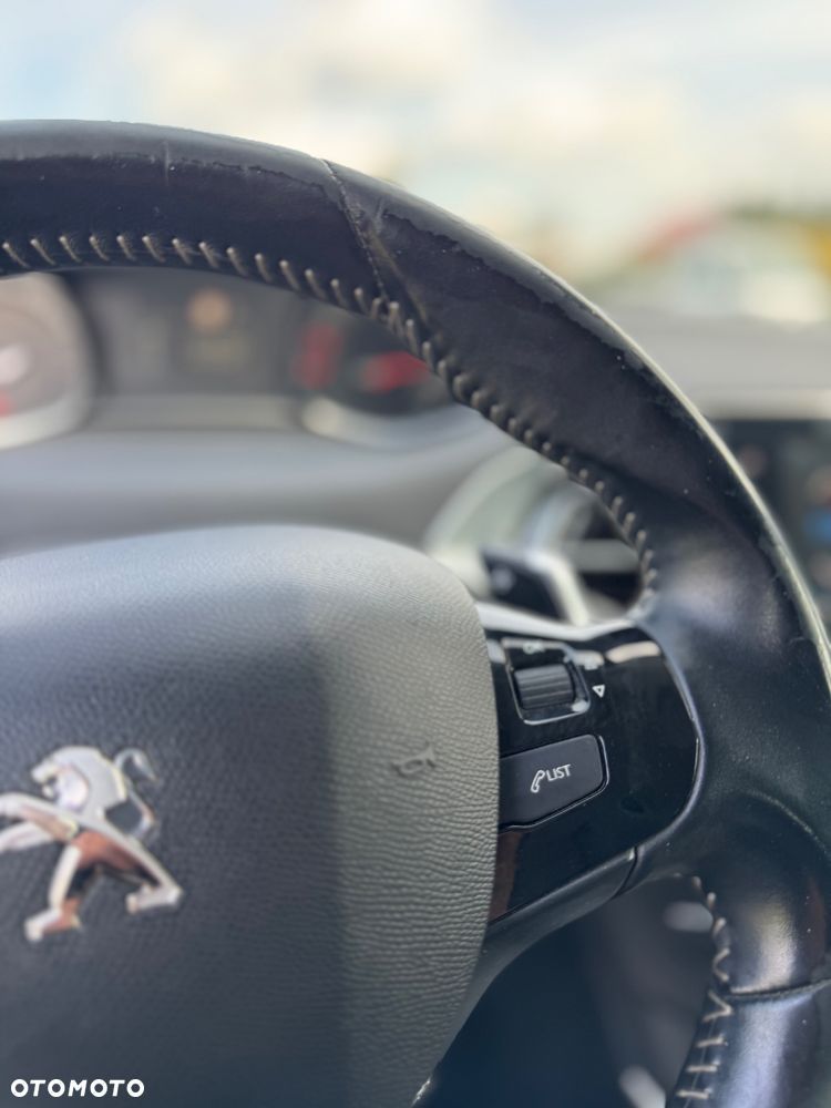 Peugeot 308 BlueHDi FAP 130 EAT8 Stop & Start Allure - 11
