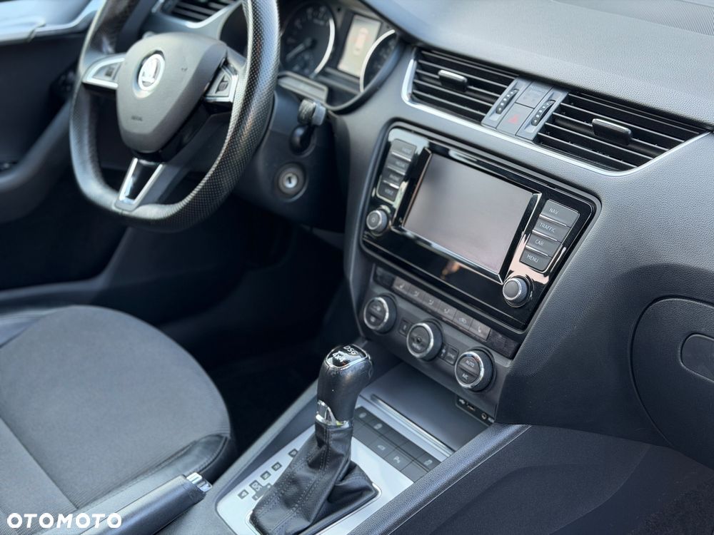 Skoda Octavia 1.8 TSI 4x4 Joy DSG - 24