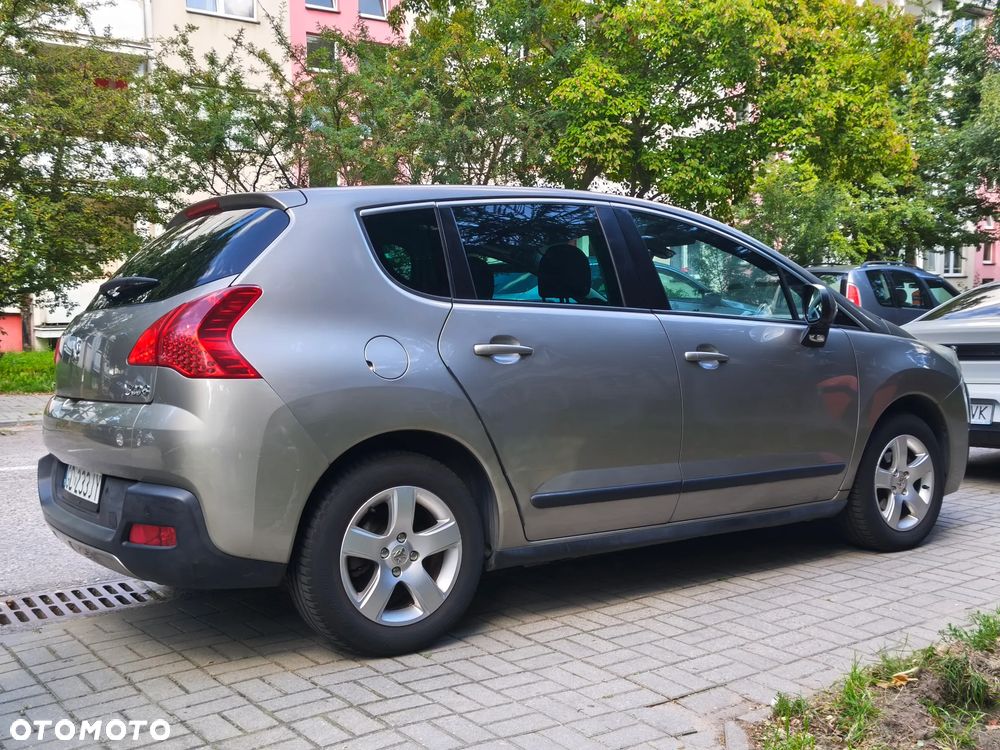 Peugeot 3008 1.6 HDi Premium - 6