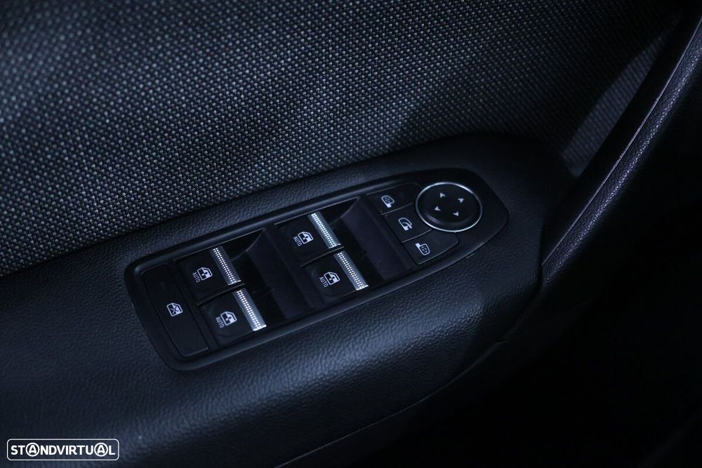 Renault Captur 1.0 TCe Techno - 26