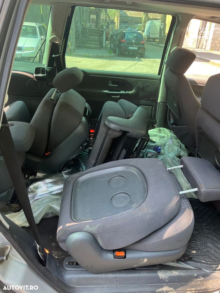 Dezmembrez Seat Alhambra automat 2001 gri argintiu 1,9 TDI 85KW AUY - 4