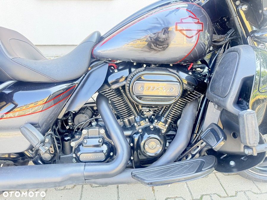 Harley-Davidson CVO Street Glide - 7