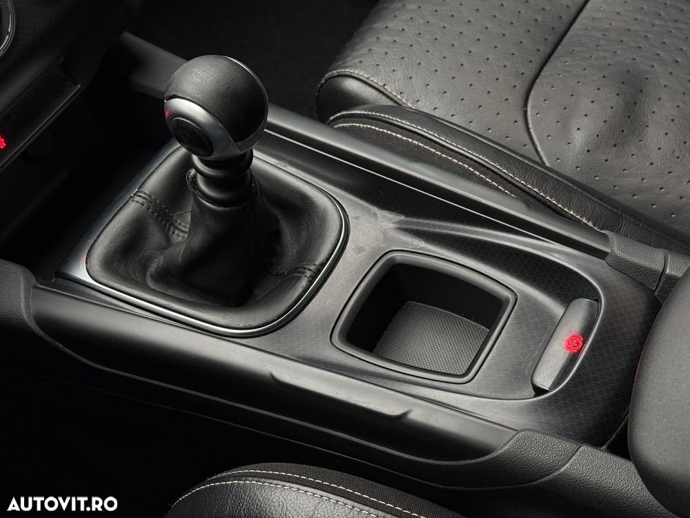 Citroën DS4 PureTech 130 Stop&Start SoChic - 11