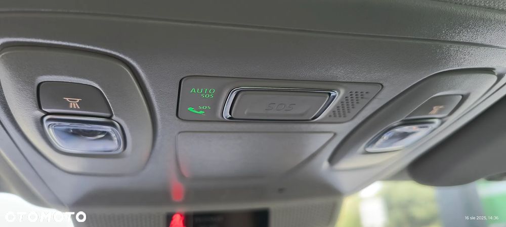 Renault Megane 1.3 TCe FAP Techno EDC - 14