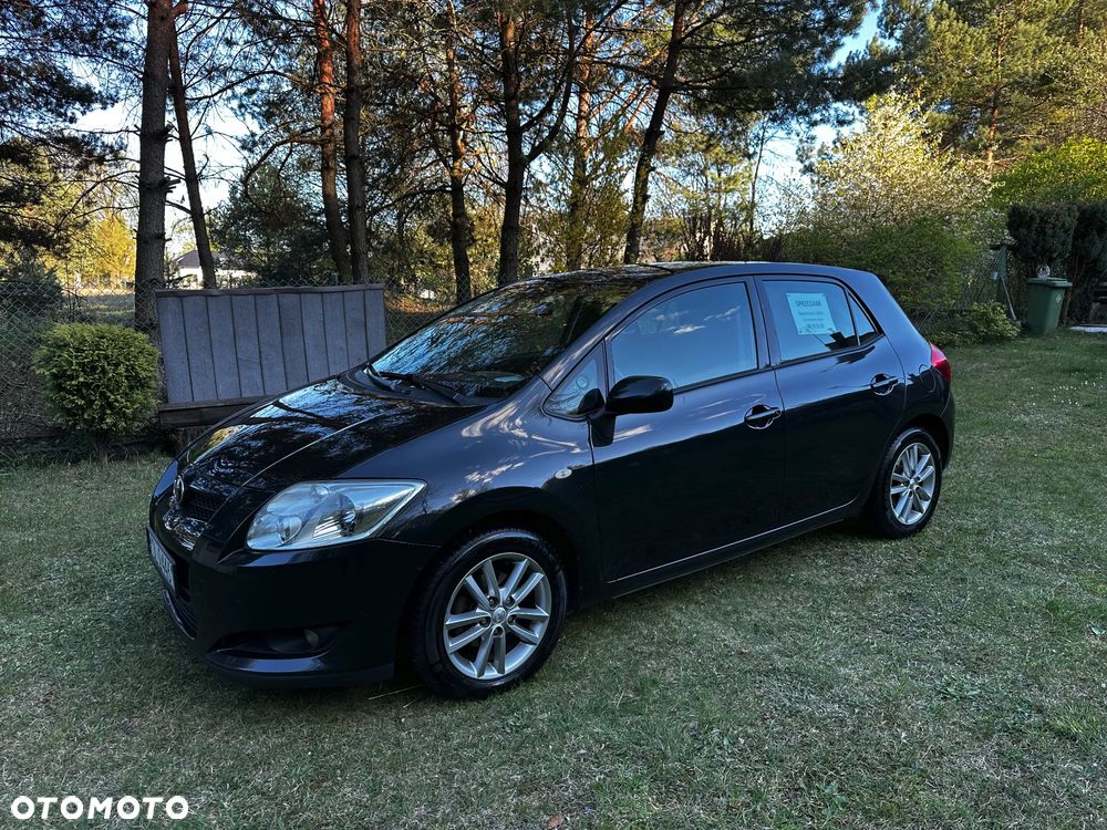 Toyota Auris - 2