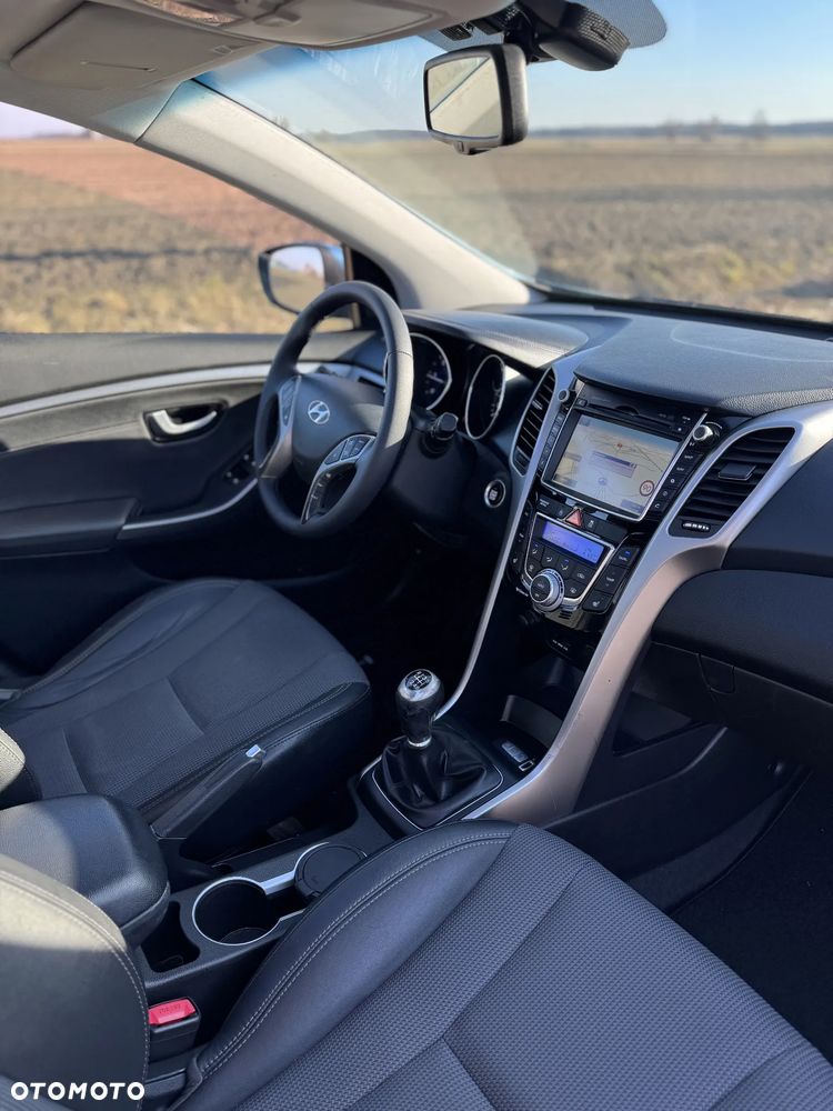 Hyundai i30 1.6 CRDi Premium - 15