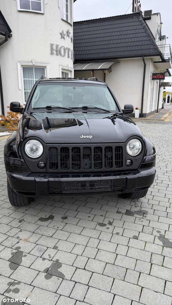 Jeep Cherokee - 2