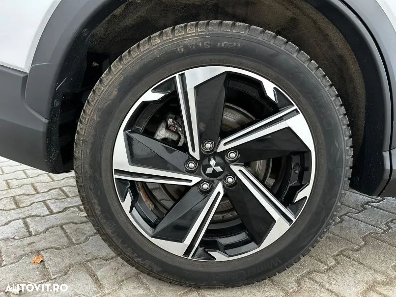 Mitsubishi Eclipse-Cross PHEV Intense - 7