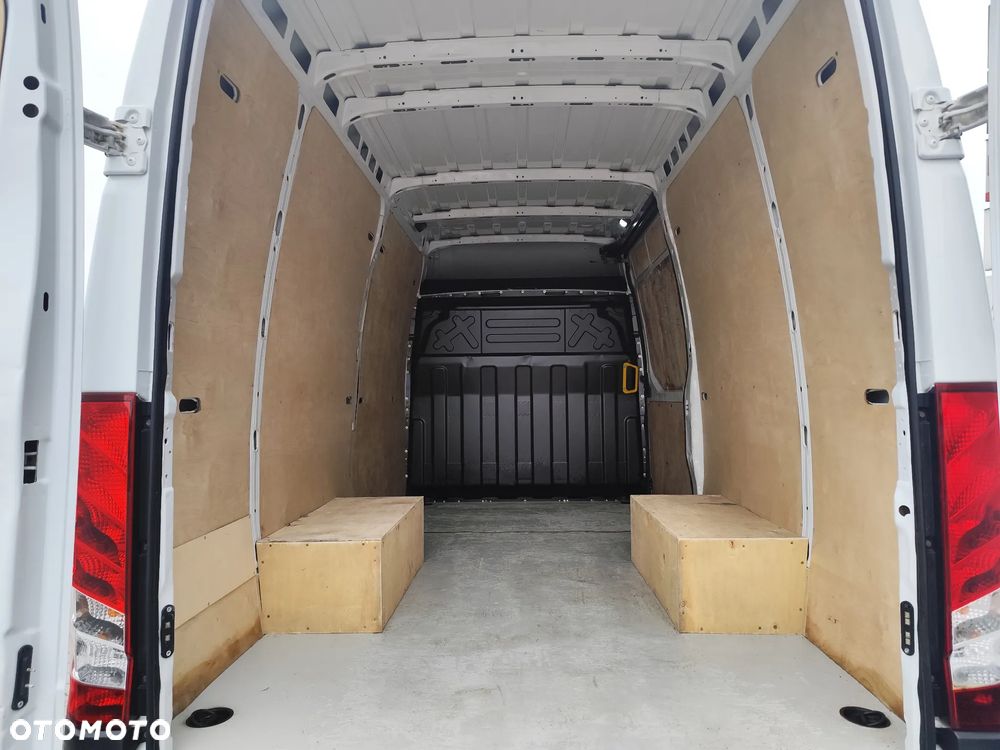 Iveco Daily 35C15 - 16