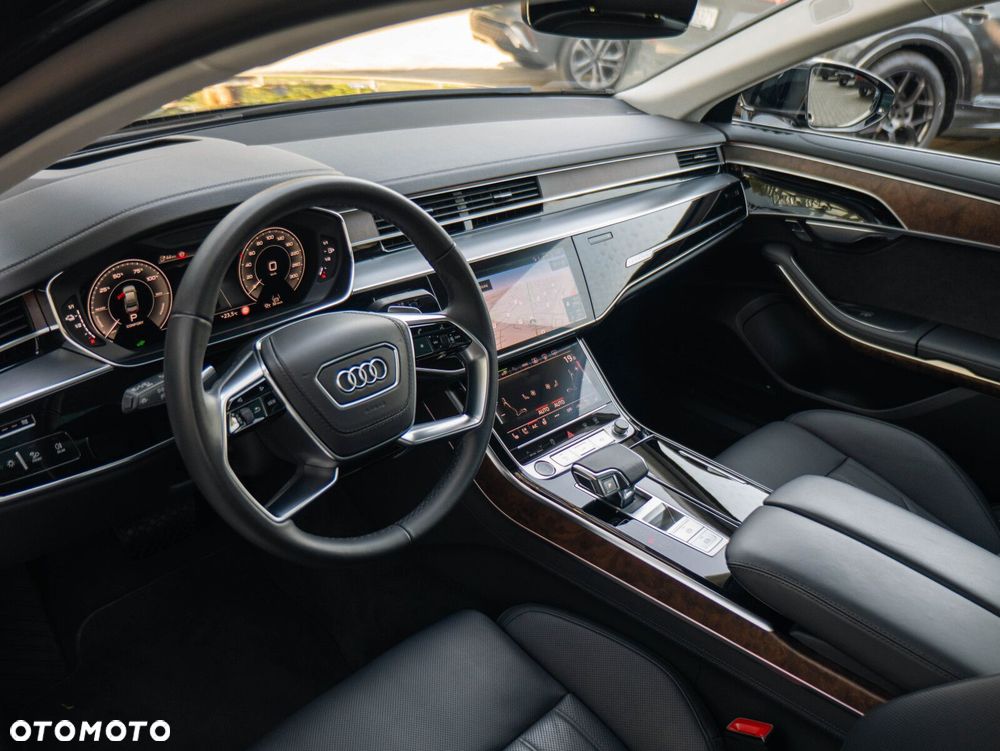 Audi A8 - 28
