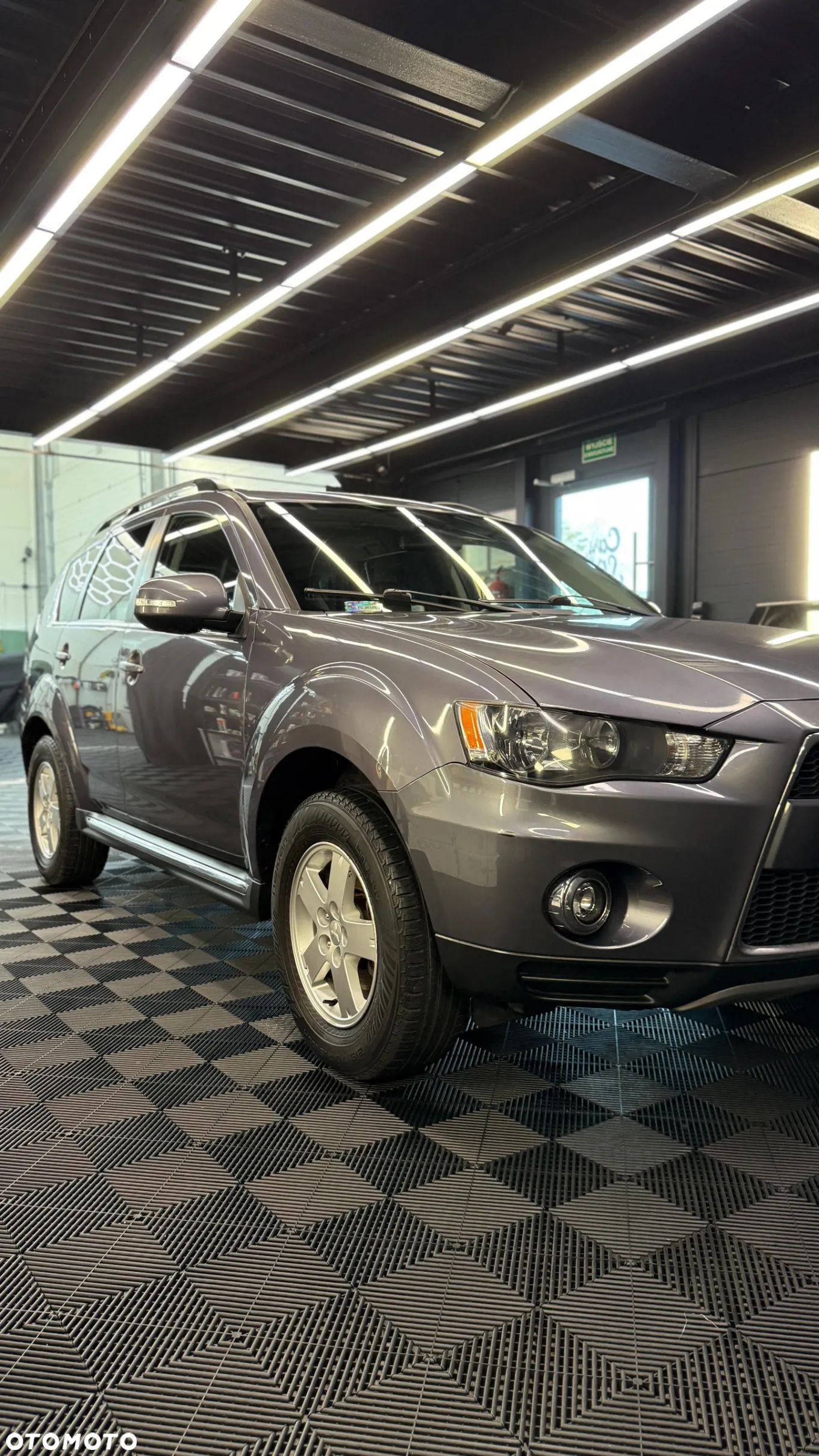 Mitsubishi Outlander 2.0 Intense + NAVI 2WD EU5 - 1