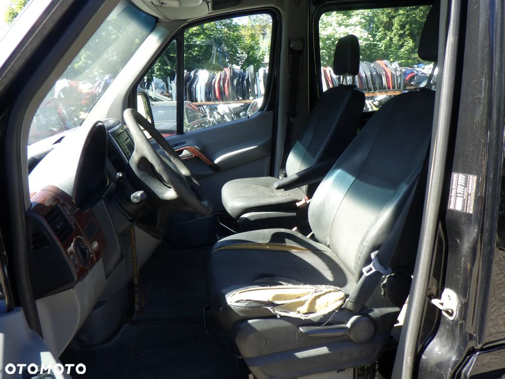 Mercedes-Benz Sprinter - 9