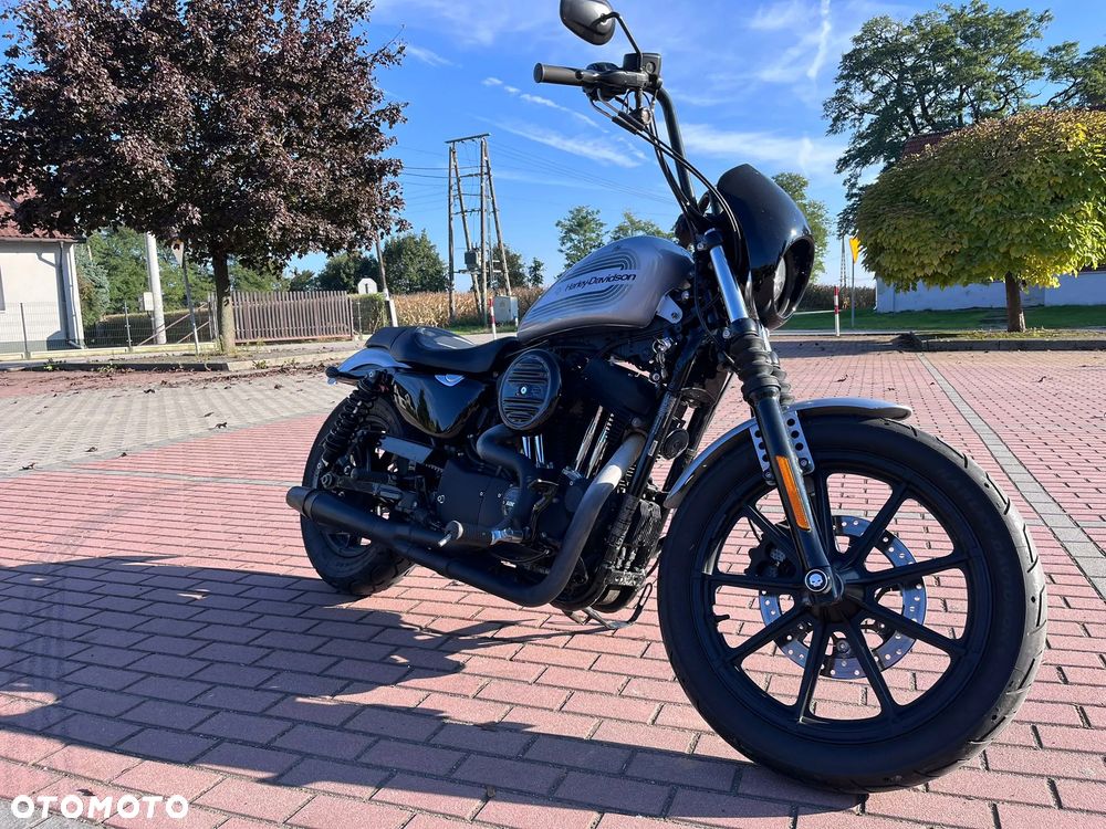 Harley-Davidson Sportster Iron 1200 - 1