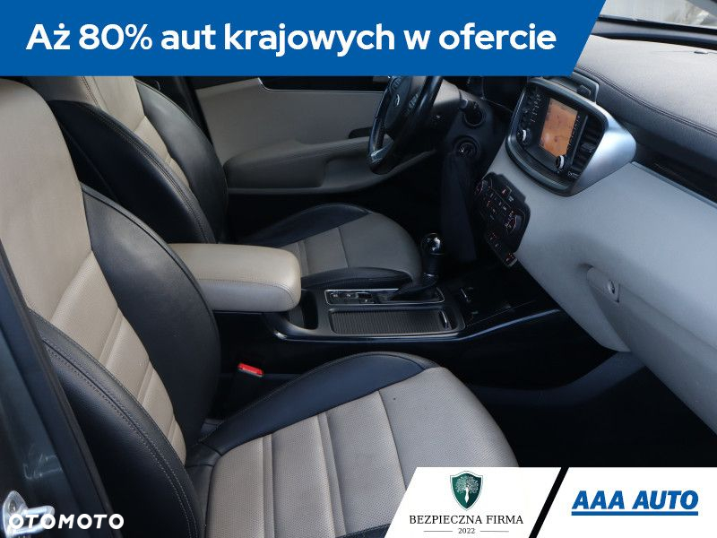 Kia Sorento - 10