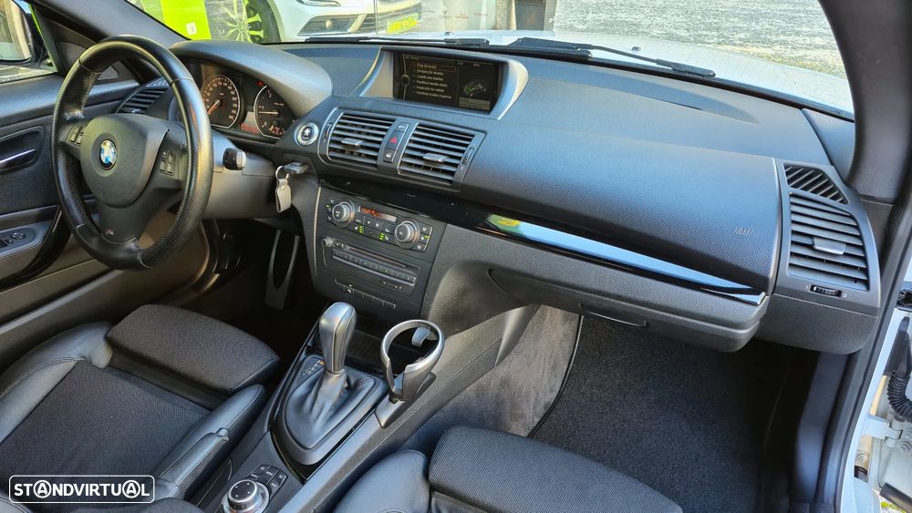 BMW 120 d Coupe Aut. Limited Edition Lifestyle c/ M Sport Pack - 13