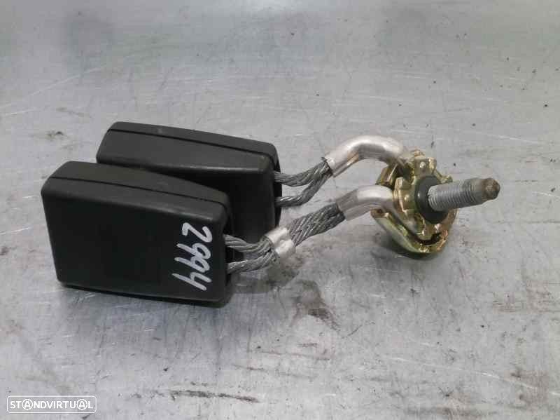 ENGATE CINTO VOLKSWAGEN GOLF V 2004 -1K0857739D - 2