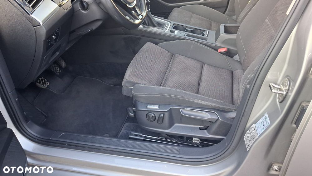 Volkswagen Passat 1.6 TDI (BlueMotion Technology) Comfortline - 10