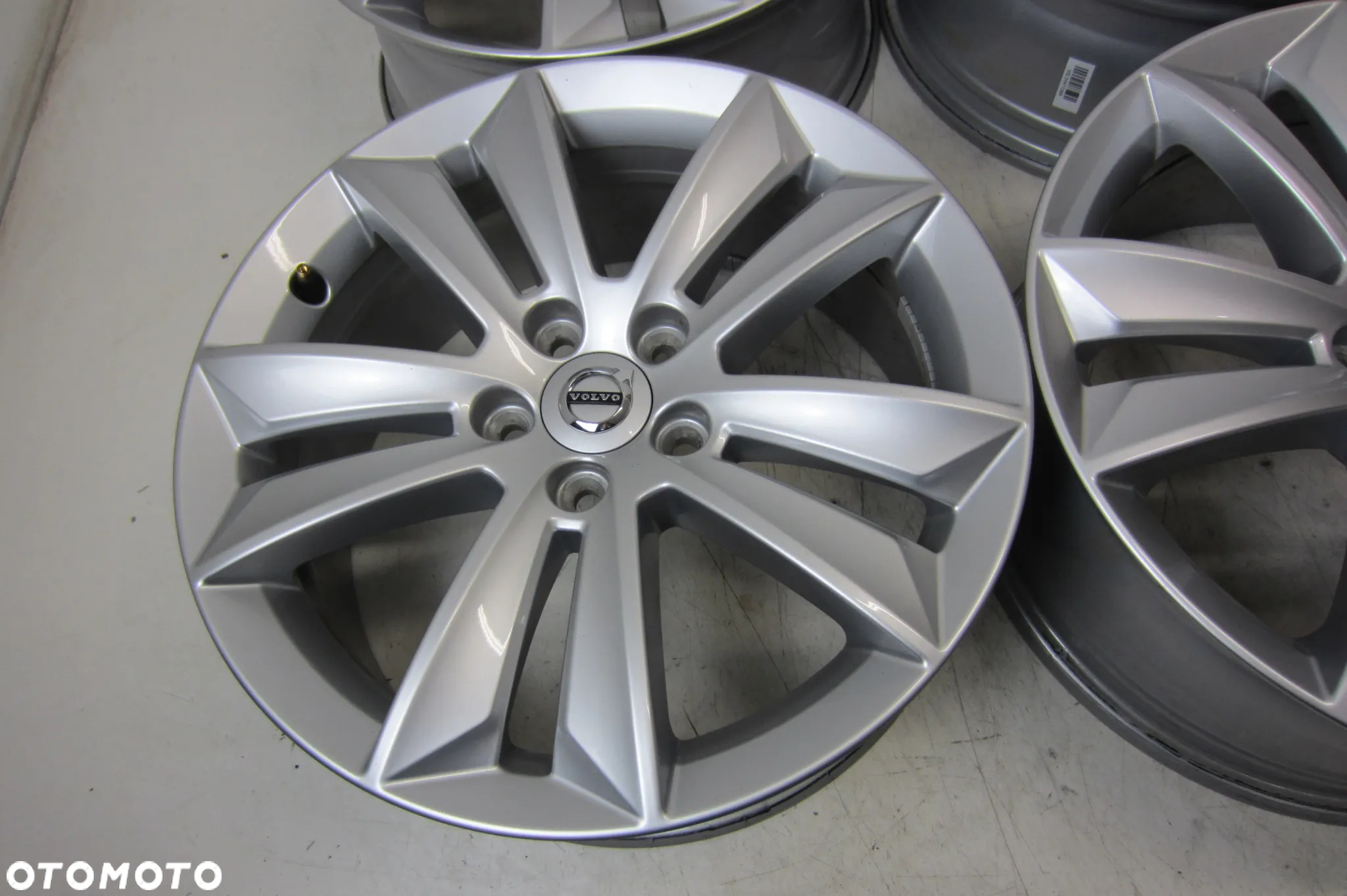 FELGI ALUMINIOWE 17  VOLVO C30 V50 V60 S60 CX30 XC60 V70 ORYGINAŁ - 5