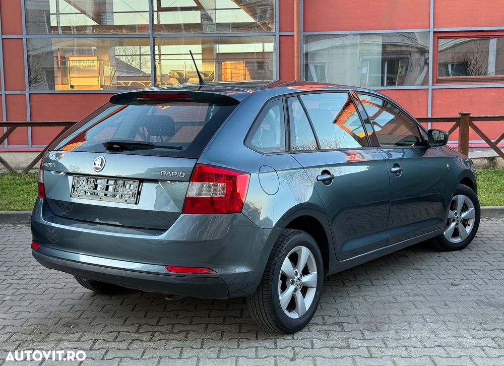 Skoda RAPID 1.6 TDI Elegance - 24