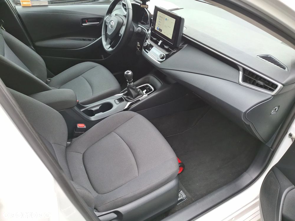 Toyota Corolla 1.5 Comfort - 22