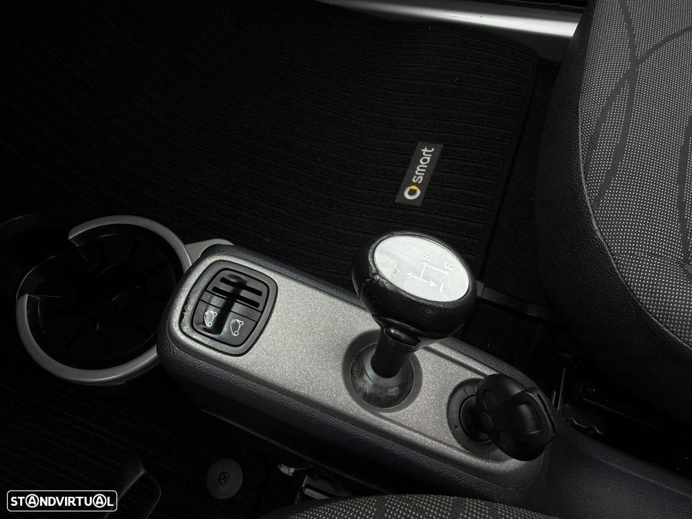 Smart ForTwo Coupé cdi softouch passion dpf - 28