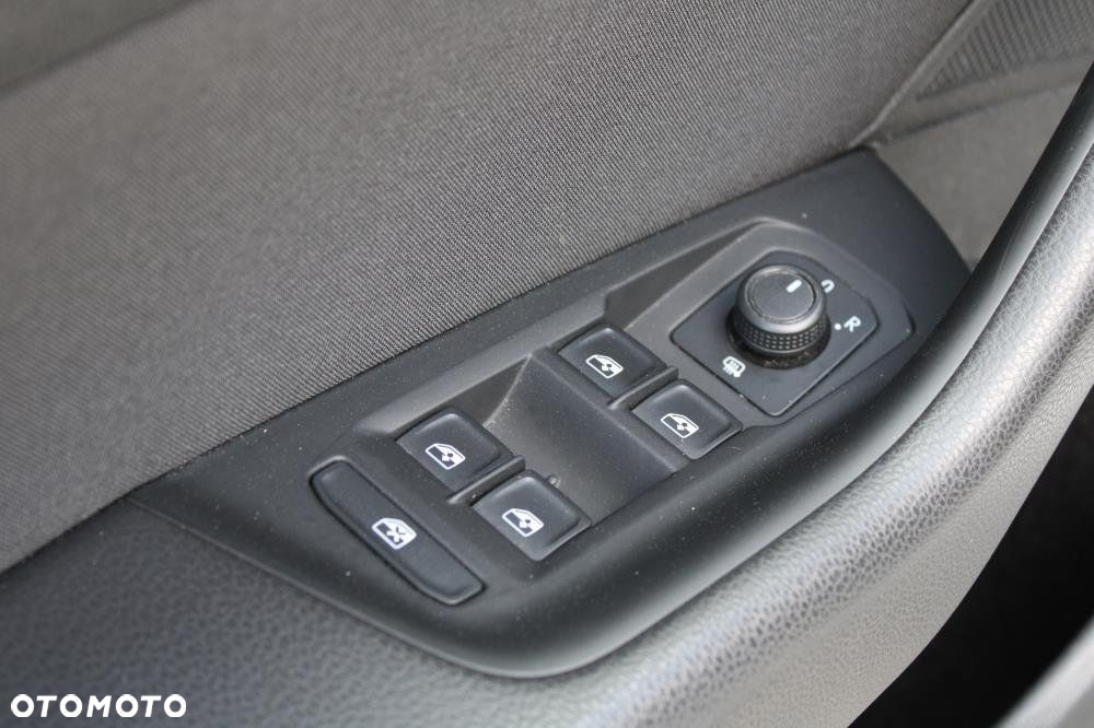 Volkswagen Passat - 7