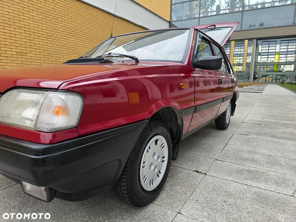 Polonez Caro - 25