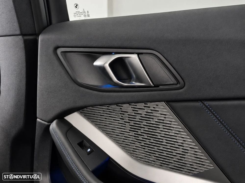 BMW 120 d Pack Desportivo M - 31
