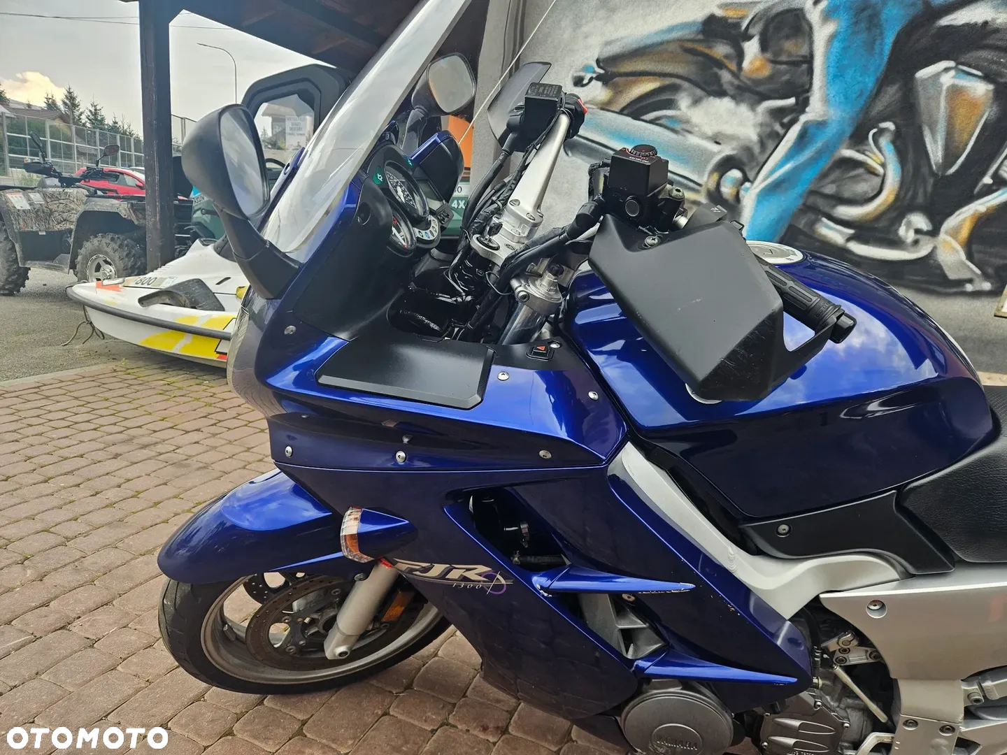 Yamaha FJR - 30