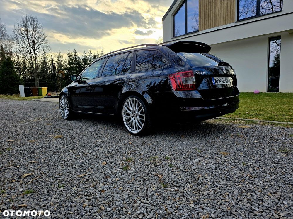 Skoda Octavia 2.0 TDI Ambition DSG - 2