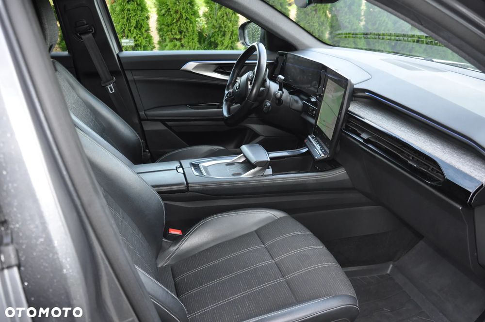 Renault Austral 1.3 TCe mHEV Techno - 10