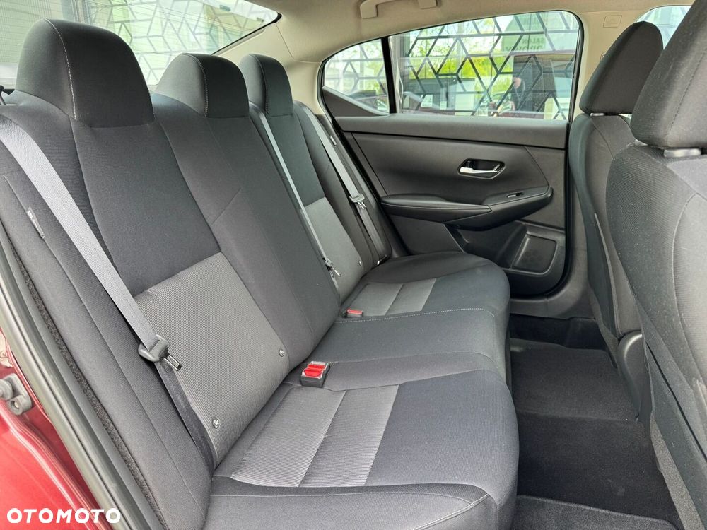 Nissan Sentra - 21