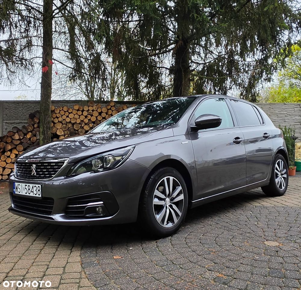 Peugeot 308 2021 photo 2