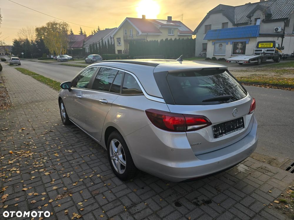 Opel Astra - 8
