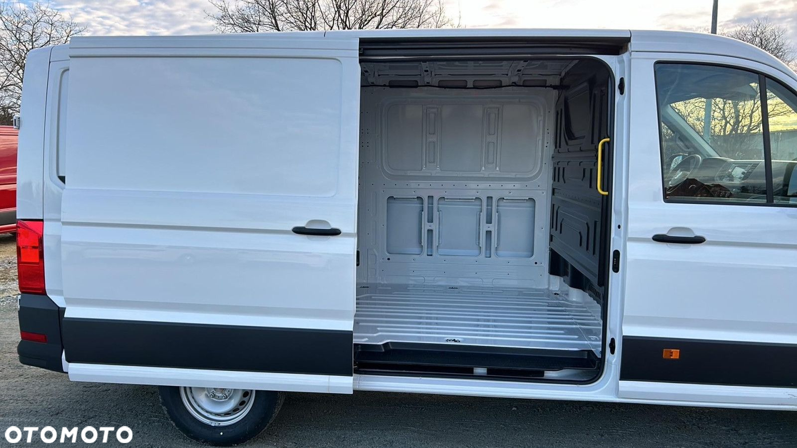 Volkswagen Crafter Furgon L3H3, 2.0BiTDI 177KM, 3640mm, Wysoki dach - 15