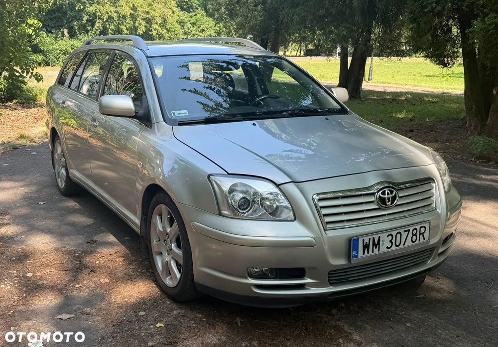 Toyota Avensis 2.0 VVT-i Automatik Executive - 1