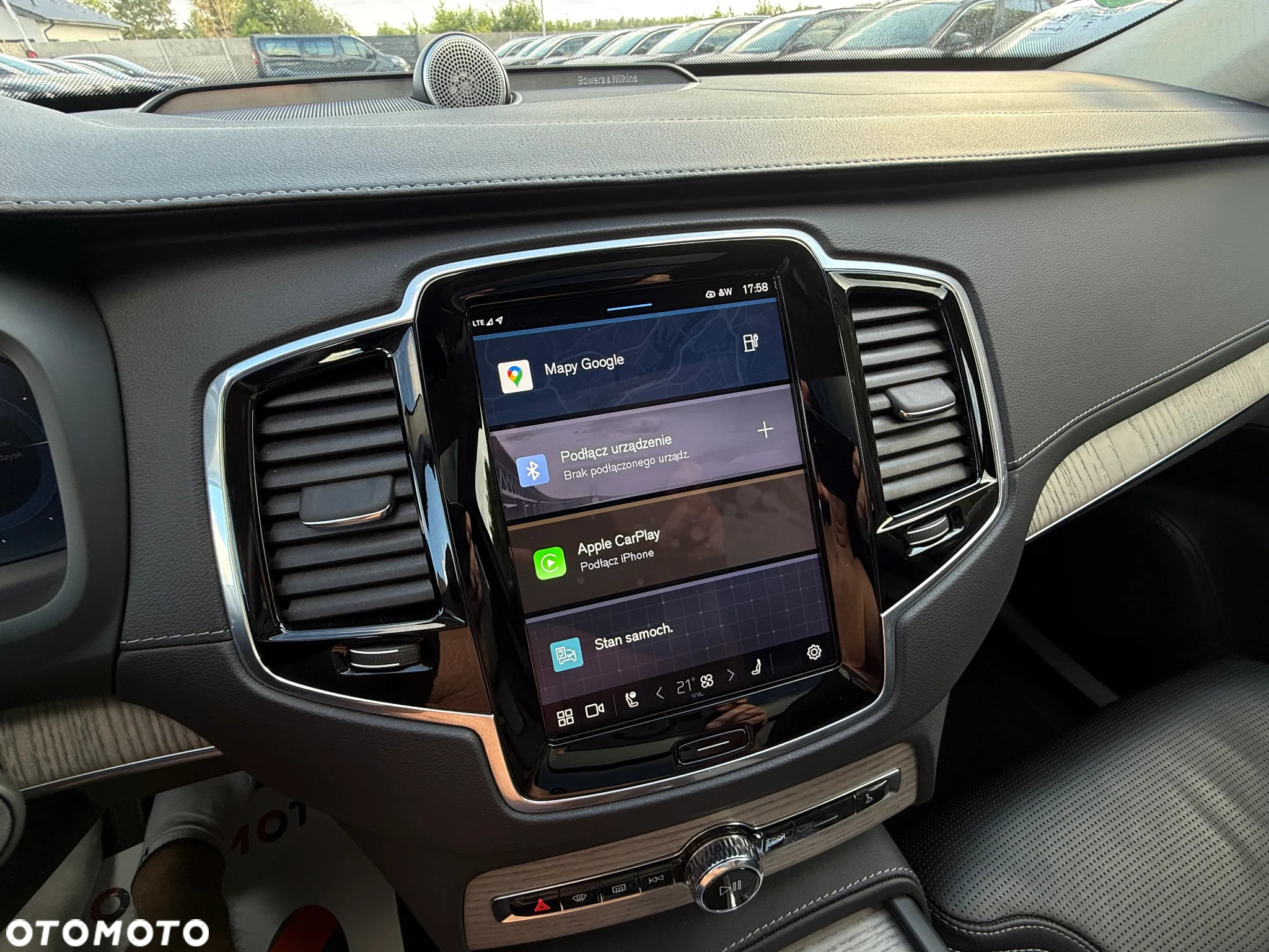 Volvo XC 90 T8 AWD Plug-In Hybrid Ultimate Dark 7os - 37
