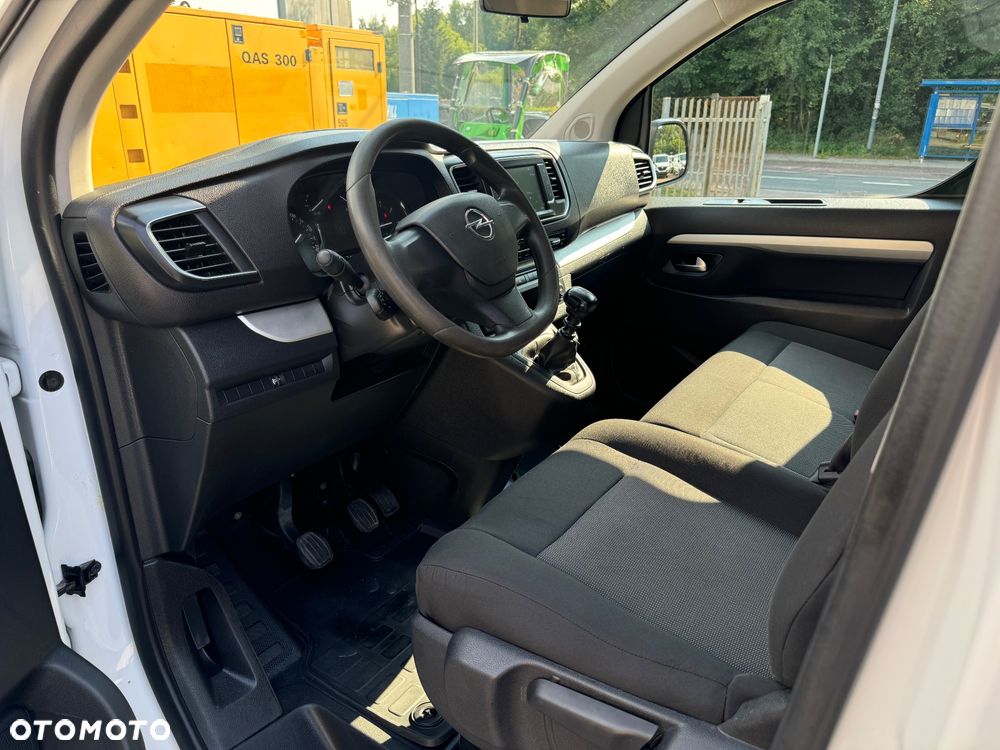 Opel Vivaro - 16