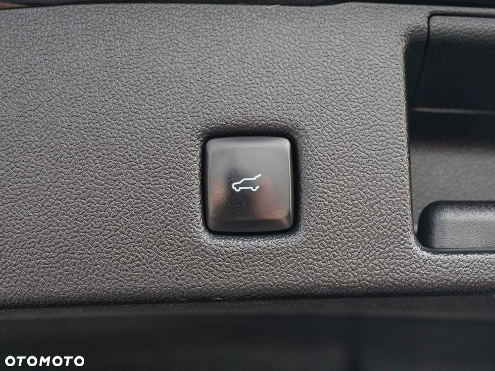 Ford Kuga - 28