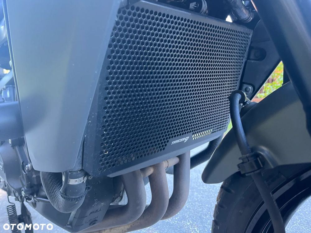 Yamaha Tracer - 19