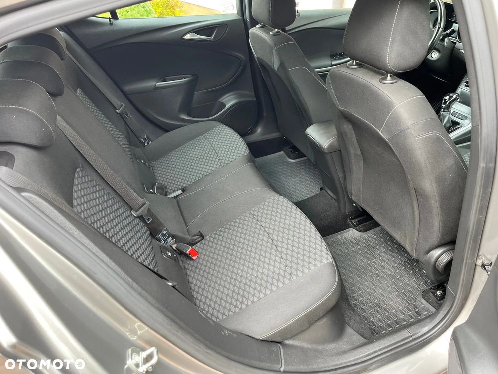Opel Astra V 1.4 T Enjoy S&S - 14